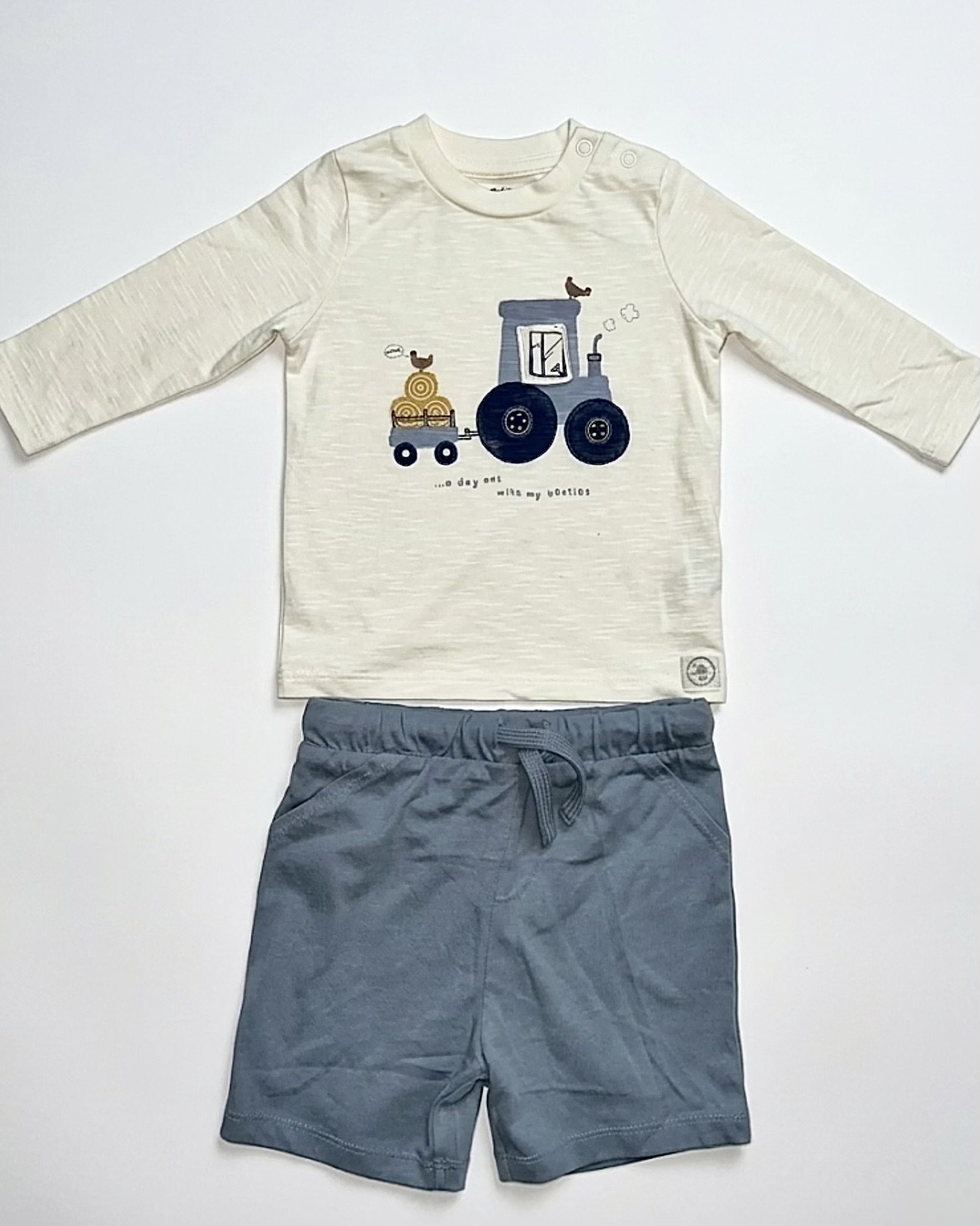 fun full sleeve shorts set