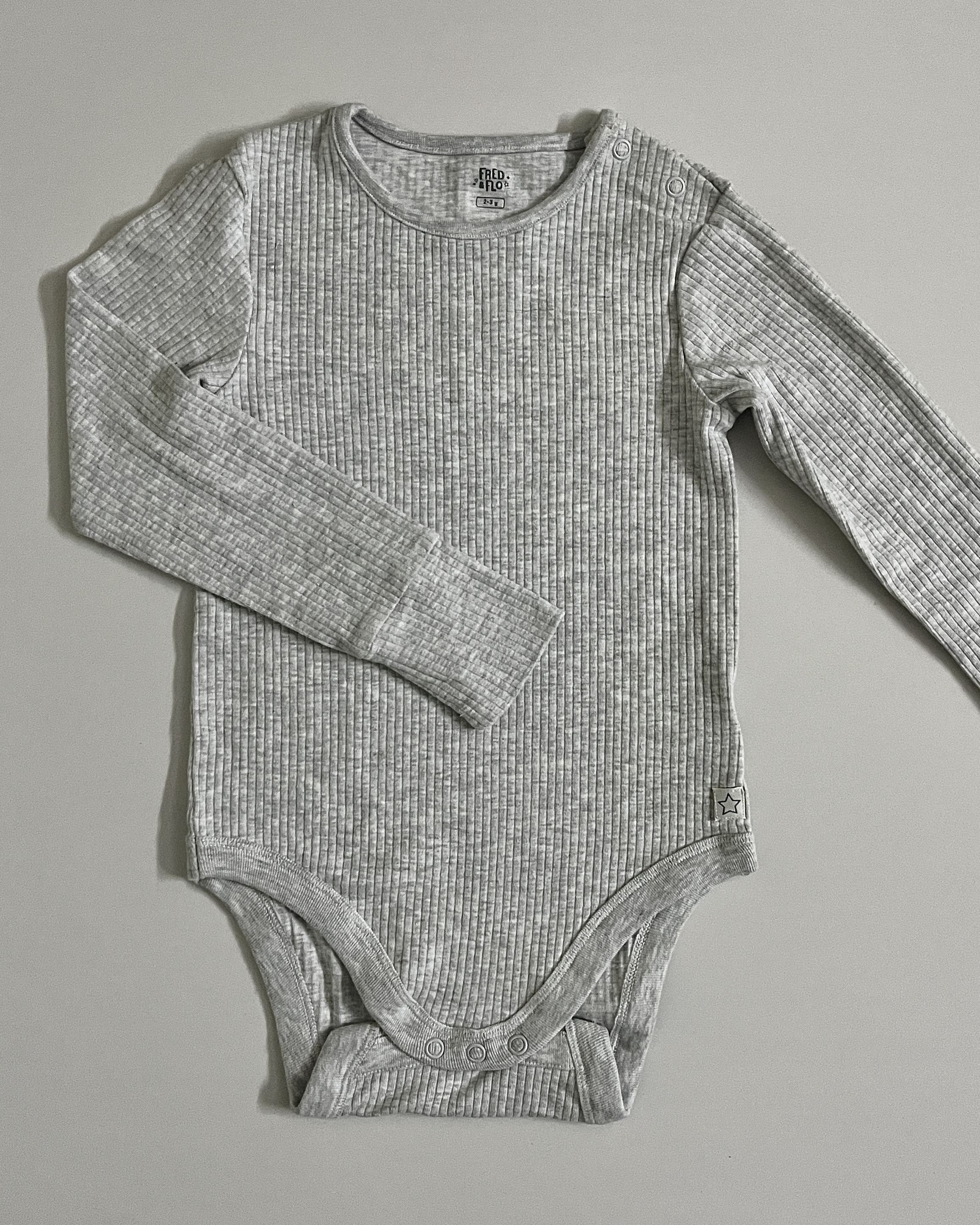 grey ribbed full sleeve onsie