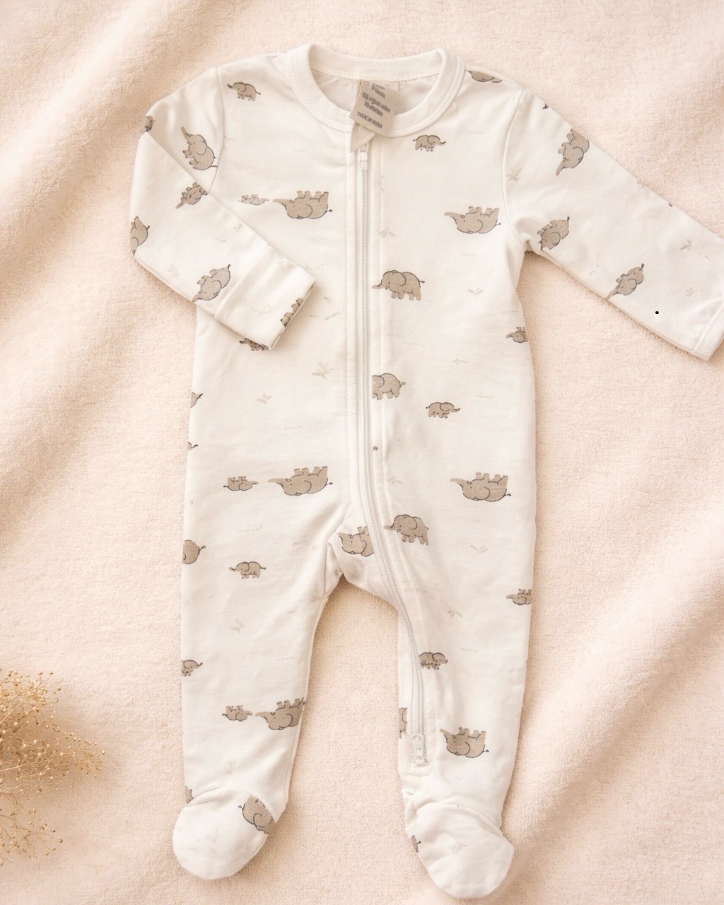 Organic cotton sleepsuit