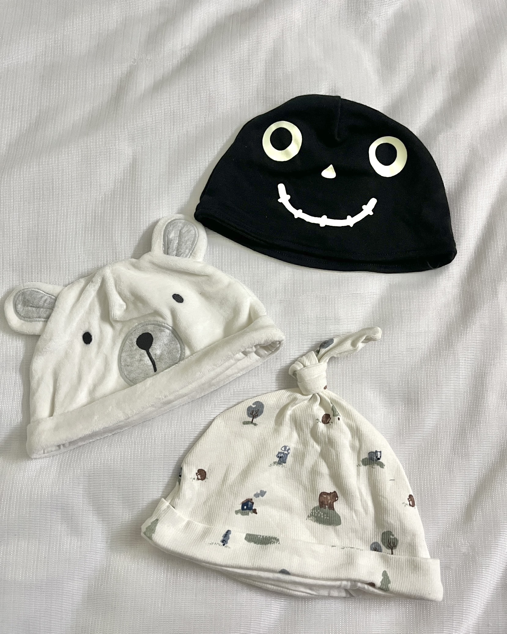9-12 months caps set