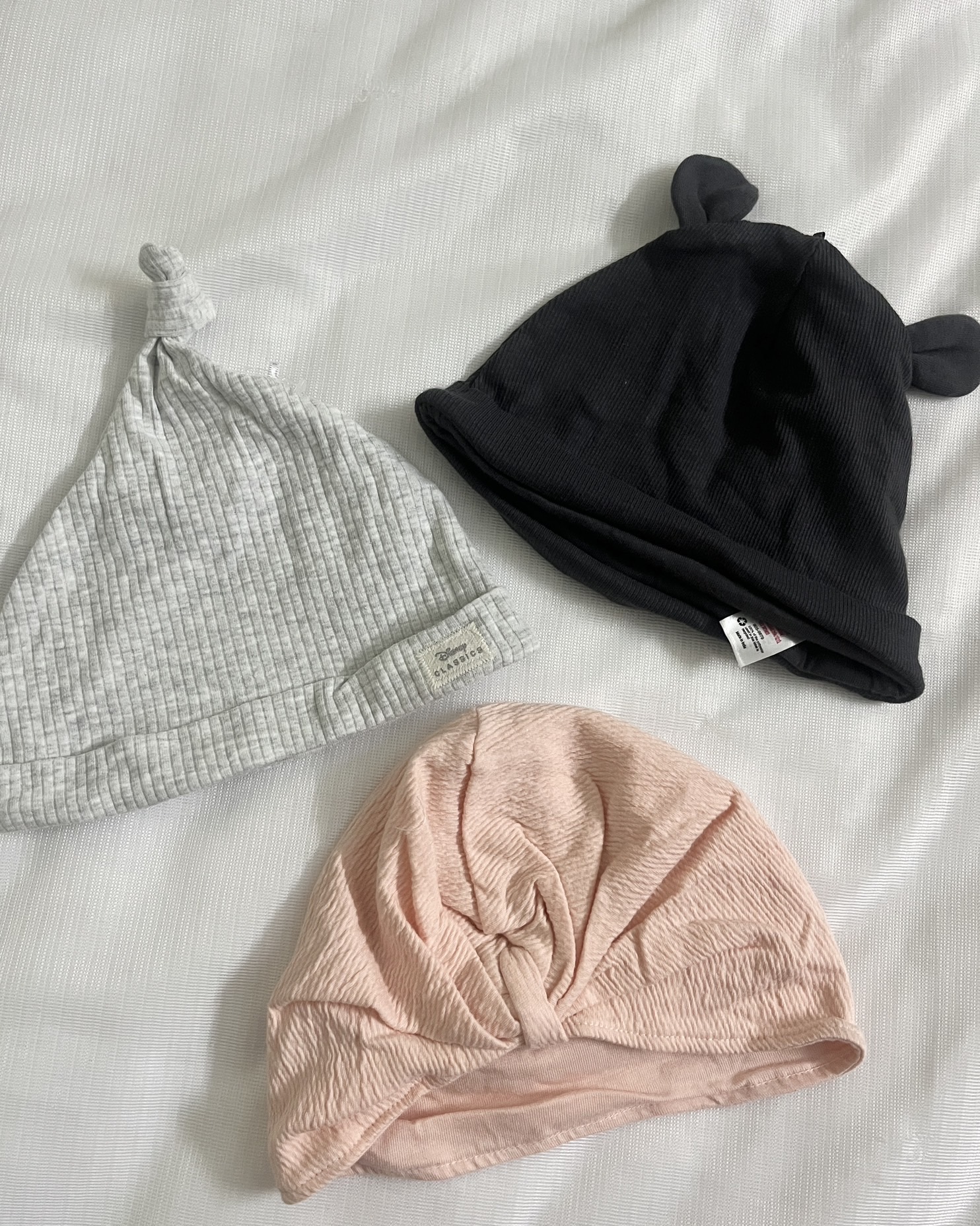 12-18 months caps set