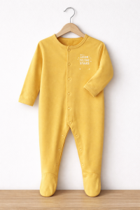 Look to the stars 🌟 sleepsuit