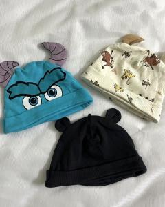 3-6 months caps set